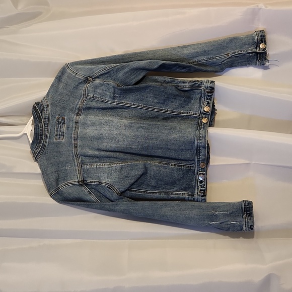 Maurices Blue Jean Jacket Size Large - Picture 3 of 9